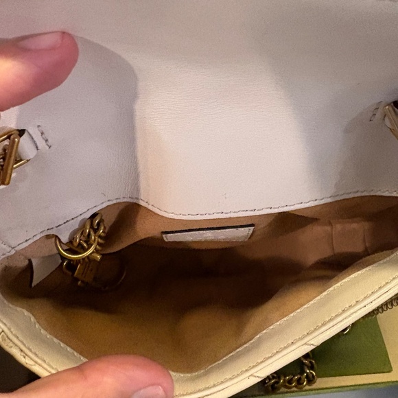 White GG marmont bag Authentic - Picture 6 of 7